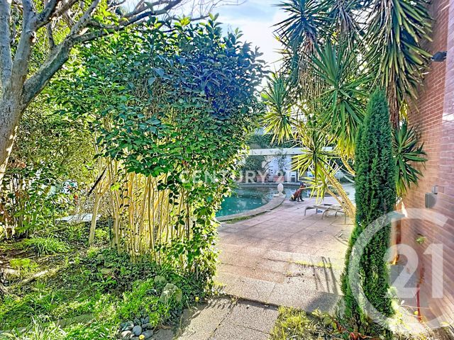 Maison à vendre - 7 pièces - 350 m2 - Aubagne - 13 - PROVENCE-ALPES-COTE-D-AZUR