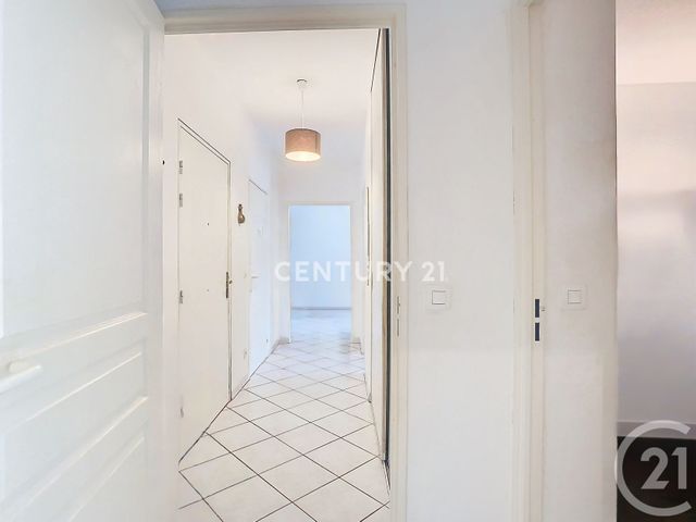 Appartement T3 &agrave; vendre - 3 pi&egrave;ces - 65 m2 - Aubagne - 13 - PROVENCE-ALPES-COTE-D-AZUR