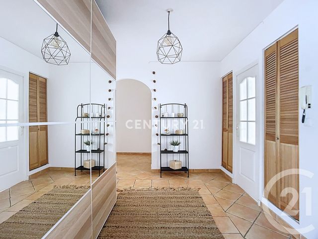 Appartement T4/5 &agrave; vendre - 5 pi&egrave;ces - 133 m2 - Aubagne - 13 - PROVENCE-ALPES-COTE-D-AZUR