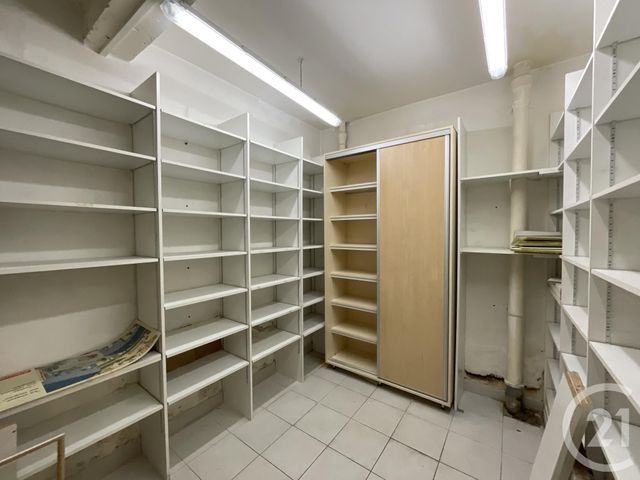 Local commercial à louer - 64.0 m2 - 13 - Bouches-du-Rhone