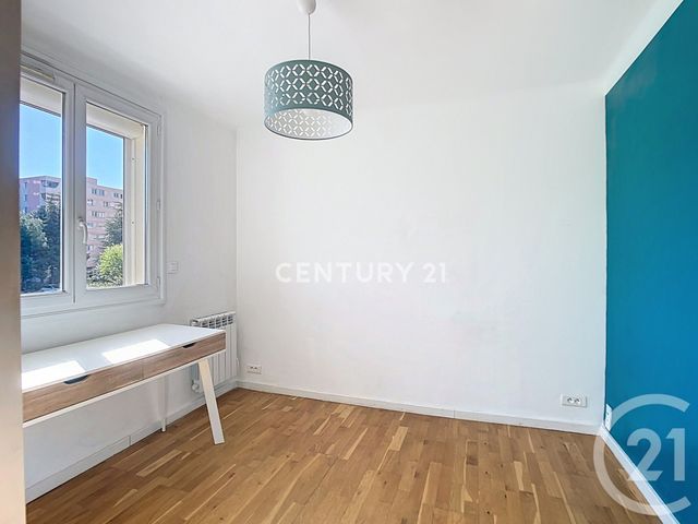 Appartement T3 &agrave; vendre - 3 pi&egrave;ces - 61,04 m2 - Aubagne - 13 - PROVENCE-ALPES-COTE-D-AZUR