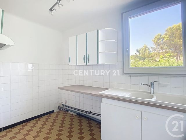 Appartement à vendre - 4 pièces - 71,46 m2 - Aubagne - 13 - PROVENCE-ALPES-COTE-D-AZUR