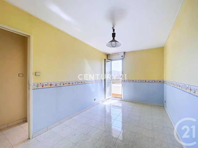 Appartement F3 &agrave; vendre - 3 pi&egrave;ces - 83,97 m2 - Aubagne - 13 - PROVENCE-ALPES-COTE-D-AZUR