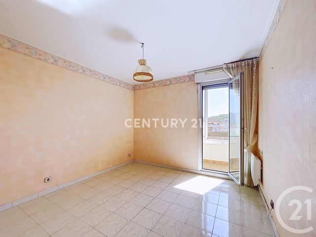 Appartement F3 &agrave; vendre - 3 pi&egrave;ces - 83,97 m2 - Aubagne - 13 - PROVENCE-ALPES-COTE-D-AZUR