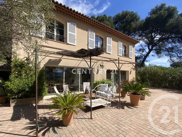 Maison à vendre - 8 pièces - 248 m2 - Aubagne - 13 - PROVENCE-ALPES-COTE-D-AZUR