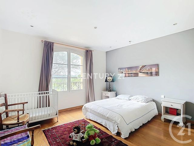 Maison à vendre - 8 pièces - 248 m2 - Aubagne - 13 - PROVENCE-ALPES-COTE-D-AZUR