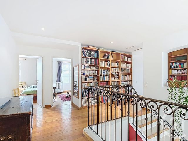 Maison à vendre - 8 pièces - 248 m2 - Aubagne - 13 - PROVENCE-ALPES-COTE-D-AZUR