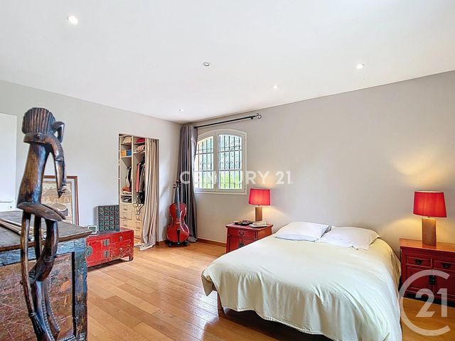 Maison à vendre - 8 pièces - 248 m2 - Aubagne - 13 - PROVENCE-ALPES-COTE-D-AZUR