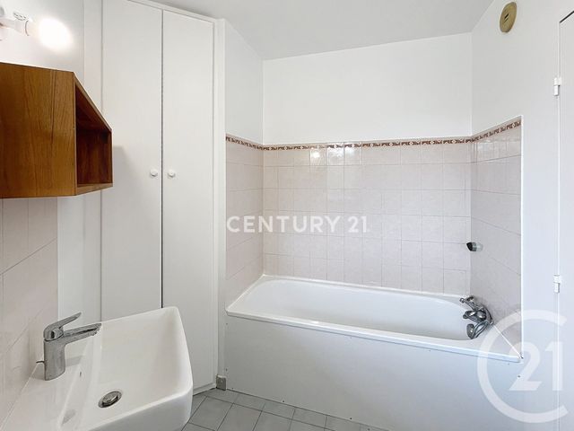 Appartement T1 à louer - 1 pièce - 38,85 m2 - Aubagne - 13 - PROVENCE-ALPES-COTE-D-AZUR