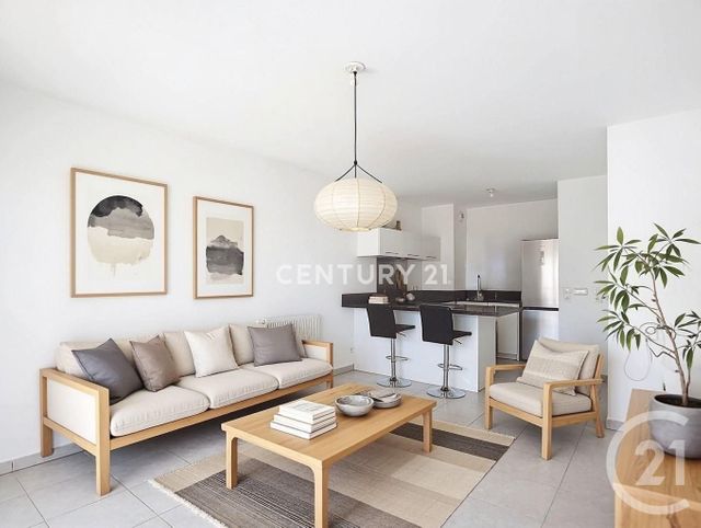 Appartement F2 &agrave; vendre - 2 pi&egrave;ces - 43,73 m2 - Aubagne - 13 - PROVENCE-ALPES-COTE-D-AZUR