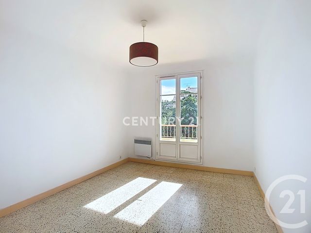 Appartement F3 &agrave; vendre - 4 pi&egrave;ces - 72,67 m2 - Aubagne - 13 - PROVENCE-ALPES-COTE-D-AZUR