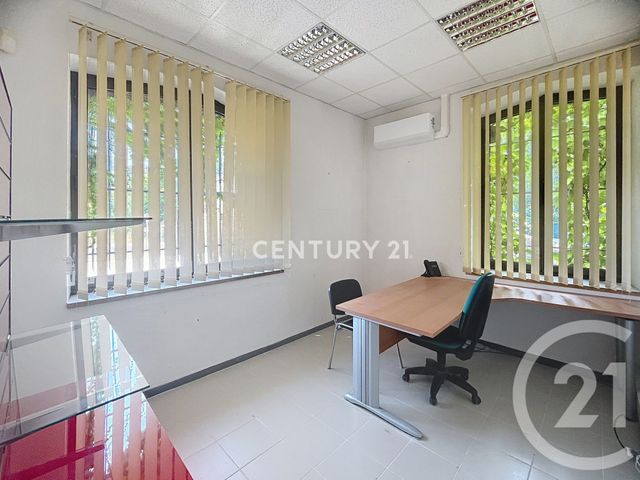 Local commercial à louer - 272.0 m2 - 13 - Bouches-du-Rhone