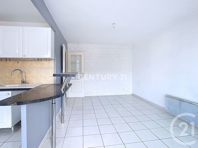 Appartement F2 &agrave; vendre - 2 pi&egrave;ces - 36,97 m2 - Aubagne - 13 - PROVENCE-ALPES-COTE-D-AZUR
