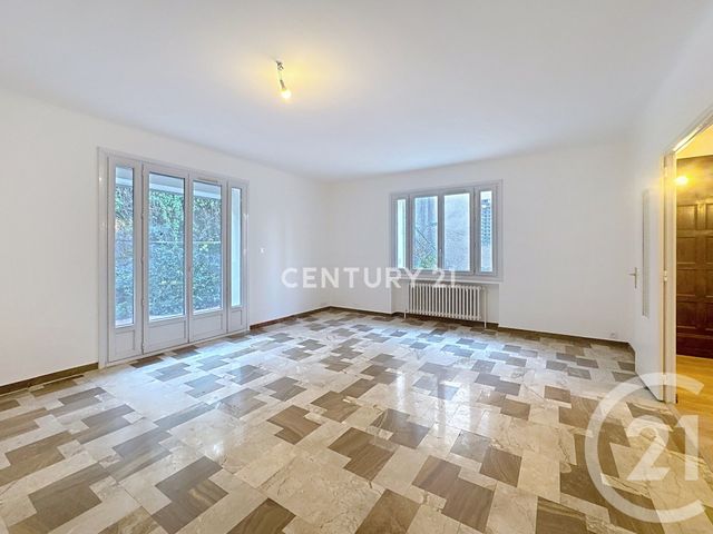 Appartement T4 &agrave; louer - 4 pi&egrave;ces - 90,82 m2 - Aubagne - 13 - PROVENCE-ALPES-COTE-D-AZUR