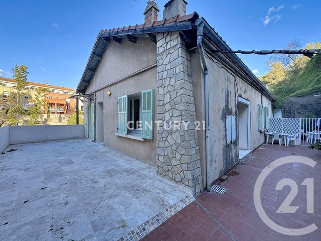 Appartement T4 &agrave; louer - 4 pi&egrave;ces - 90,82 m2 - Aubagne - 13 - PROVENCE-ALPES-COTE-D-AZUR