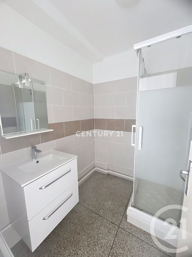 Appartement a louer aubagne - 3 pièce(s) - 63.4 m2 - Surfyn