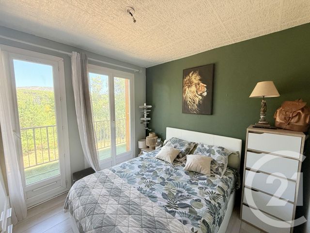 Appartement F3 à vendre - 4 pièces - 69,78 m2 - Aubagne - 13 - PROVENCE-ALPES-COTE-D-AZUR