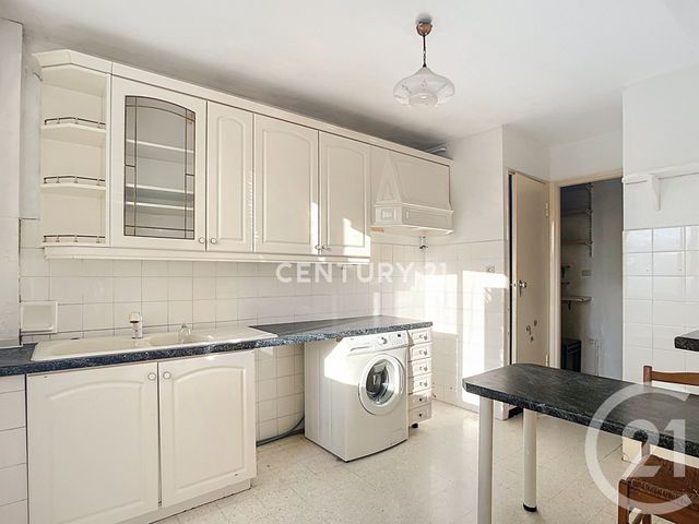 Appartement F4 &agrave; vendre - 4 pi&egrave;ces - 83,69 m2 - Aubagne - 13 - PROVENCE-ALPES-COTE-D-AZUR