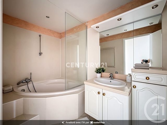 Appartement F4 &agrave; vendre - 4 pi&egrave;ces - 83,69 m2 - Aubagne - 13 - PROVENCE-ALPES-COTE-D-AZUR