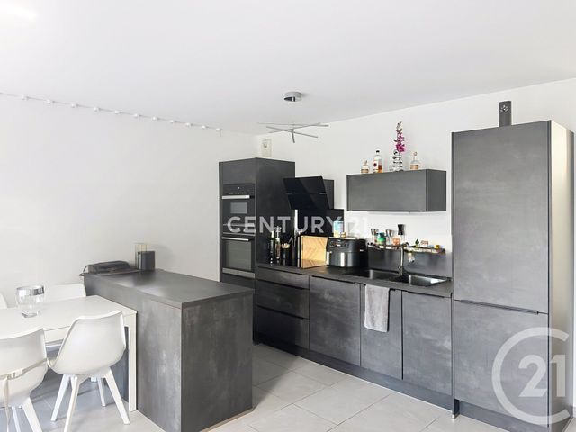 Appartement &agrave; vendre - 3 pi&egrave;ces - 69,50 m2 - La Penne Sur Huveaune - 13 - PROVENCE-ALPES-COTE-D-AZUR