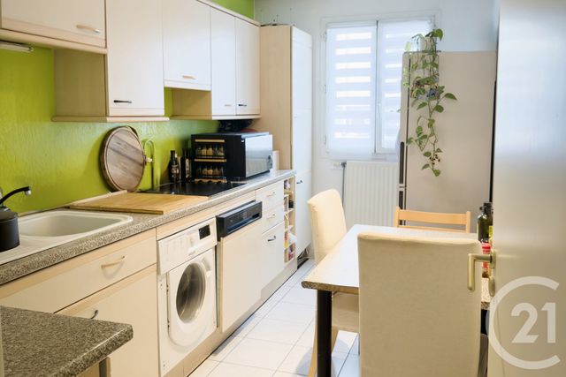 Appartement T3 &agrave; vendre - 3 pi&egrave;ces - 66,72 m2 - Aubagne - 13 - PROVENCE-ALPES-COTE-D-AZUR