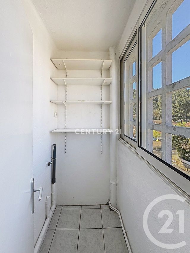 Appartement T3 &agrave; louer - 3 pi&egrave;ces - 59,32 m2 - Carnoux En Provence - 13 - PROVENCE-ALPES-COTE-D-AZUR