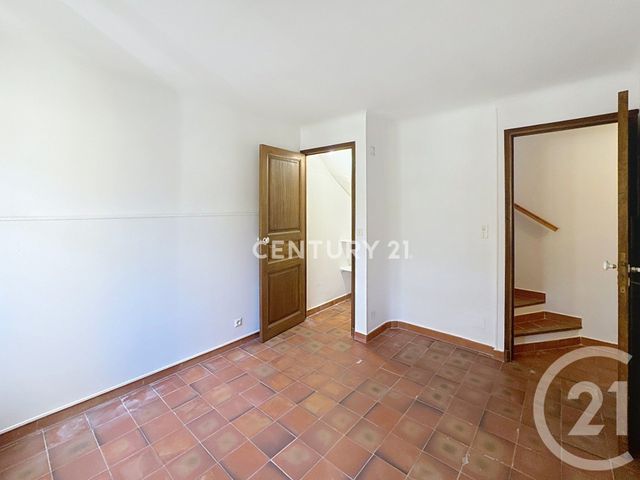 Maison &agrave; louer - 4 pi&egrave;ces - 167,79 m2 - Aubagne - 13 - PROVENCE-ALPES-COTE-D-AZUR