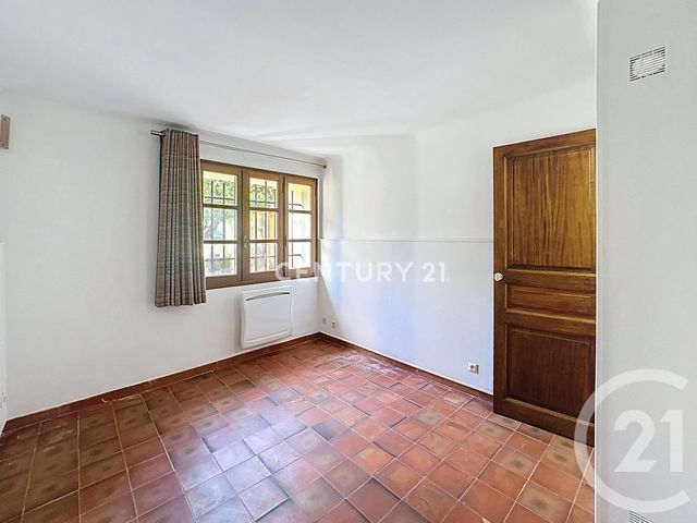 Maison &agrave; louer - 4 pi&egrave;ces - 167,79 m2 - Aubagne - 13 - PROVENCE-ALPES-COTE-D-AZUR