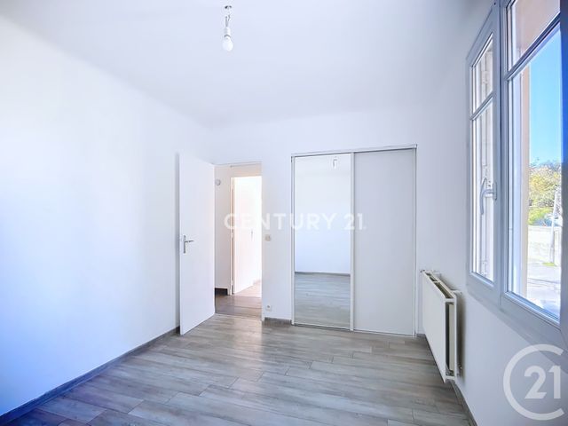 Appartement à vendre - 4 pièces - 72 m2 - Aubagne - 13 - PROVENCE-ALPES-COTE-D-AZUR