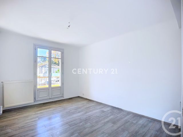 Appartement à vendre - 4 pièces - 72 m2 - Aubagne - 13 - PROVENCE-ALPES-COTE-D-AZUR