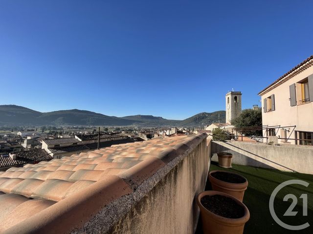 Maison à louer - 4 pièces - 94,05 m2 - Cuges Les Pins - 13 - PROVENCE-ALPES-COTE-D-AZUR