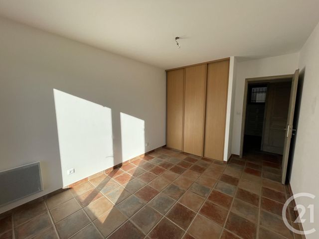 Maison à louer - 4 pièces - 94,05 m2 - Cuges Les Pins - 13 - PROVENCE-ALPES-COTE-D-AZUR