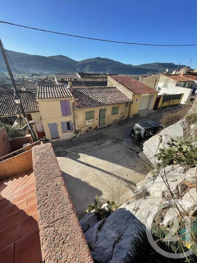 Maison à louer - 4 pièces - 94,05 m2 - Cuges Les Pins - 13 - PROVENCE-ALPES-COTE-D-AZUR