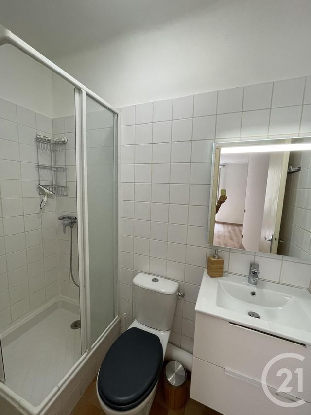 Appartement Studio &agrave; louer - 1 pi&egrave;ce - 24,24 m2 - Aubagne - 13 - PROVENCE-ALPES-COTE-D-AZUR