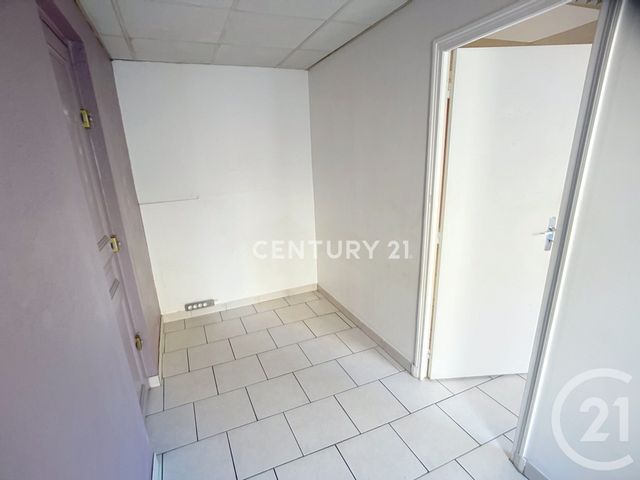 Local commercial à louer - 43.18 m2 - 13 - Bouches-du-Rhone