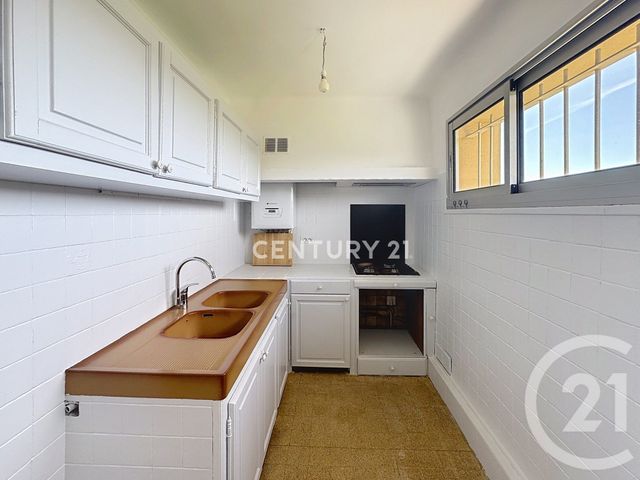 Appartement F3 &agrave; louer - 3 pi&egrave;ces - 63,53 m2 - Aubagne - 13 - PROVENCE-ALPES-COTE-D-AZUR