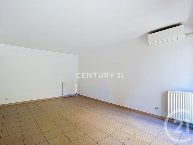 Appartement F4 &agrave; vendre - 4 pi&egrave;ces - 80,06 m2 - Aubagne - 13 - PROVENCE-ALPES-COTE-D-AZUR