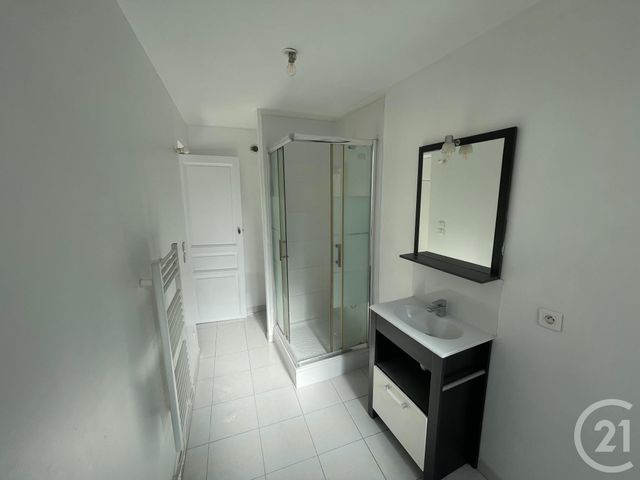 Appartement T2 &agrave; louer - 2 pi&egrave;ces - 42,11 m2 - Aubagne - 13 - PROVENCE-ALPES-COTE-D-AZUR