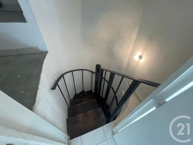 Appartement T2 &agrave; louer - 2 pi&egrave;ces - 42,11 m2 - Aubagne - 13 - PROVENCE-ALPES-COTE-D-AZUR