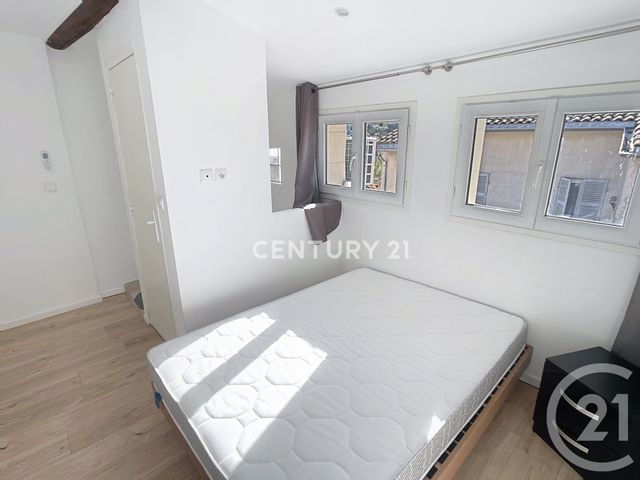 Appartement T2 &agrave; louer - 2 pi&egrave;ces - 32,54 m2 - Marseille - 13011 - PROVENCE-ALPES-COTE-D-AZUR