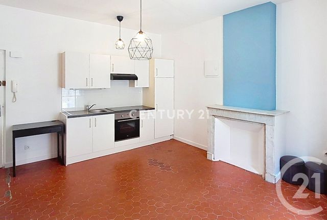 Immeuble &agrave; vendre - 289 m2 - Cuges Les Pins - 13 - PROVENCE-ALPES-COTE-D-AZUR