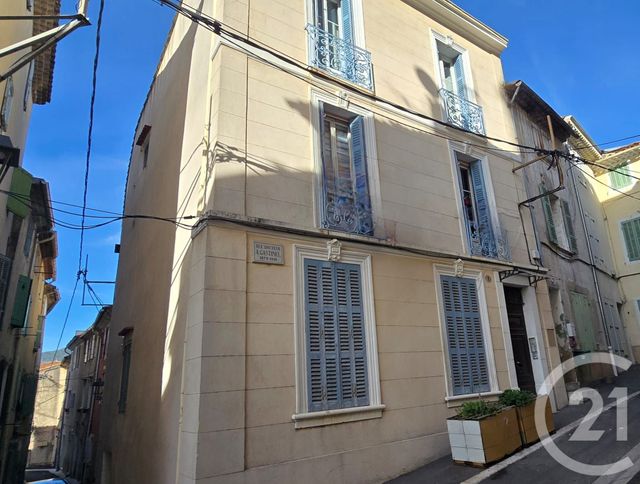 immeuble - CUGES LES PINS - 13