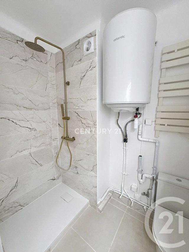 Appartement Studio &agrave; louer - 1 pi&egrave;ce - 26,28 m2 - Carnoux En Provence - 13 - PROVENCE-ALPES-COTE-D-AZUR