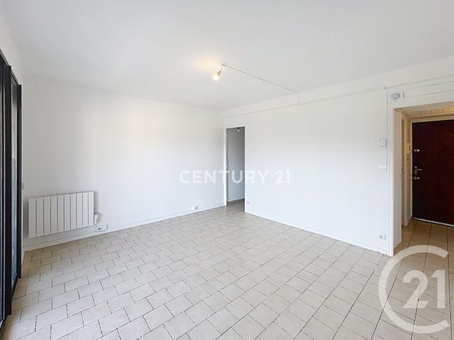 Appartement Studio &agrave; louer - 1 pi&egrave;ce - 26,28 m2 - Carnoux En Provence - 13 - PROVENCE-ALPES-COTE-D-AZUR