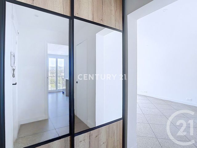 Appartement &agrave; vendre - 5 pi&egrave;ces - 80,34 m2 - La Penne Sur Huveaune - 13 - PROVENCE-ALPES-COTE-D-AZUR