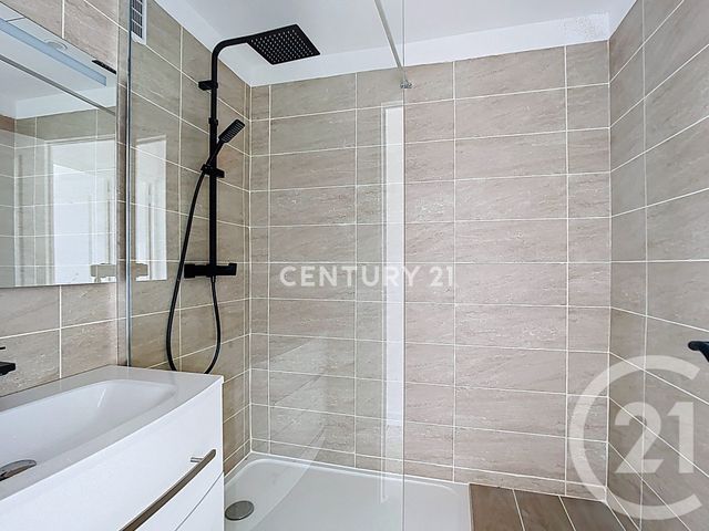 Appartement &agrave; vendre - 5 pi&egrave;ces - 80,34 m2 - La Penne Sur Huveaune - 13 - PROVENCE-ALPES-COTE-D-AZUR