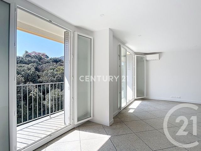 Appartement F4/5 &agrave; vendre - 5 pi&egrave;ces - 80,34 m2 - La Penne Sur Huveaune - 13 - PROVENCE-ALPES-COTE-D-AZUR