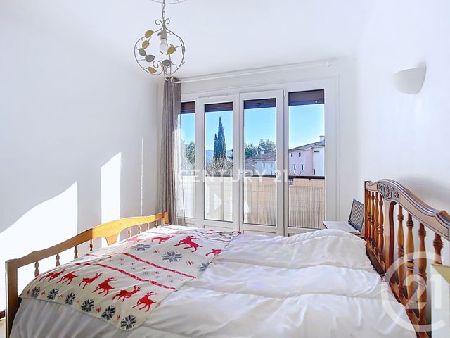 Appartement F3 &agrave; vendre - 3 pi&egrave;ces - 74,20 m2 - Aubagne - 13 - PROVENCE-ALPES-COTE-D-AZUR