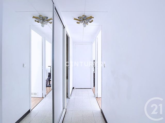 Appartement F3 &agrave; vendre - 3 pi&egrave;ces - 74,20 m2 - Aubagne - 13 - PROVENCE-ALPES-COTE-D-AZUR