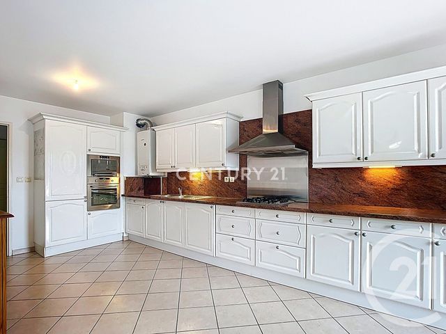 Appartement F3 &agrave; vendre - 3 pi&egrave;ces - 67,43 m2 - Aubagne - 13 - PROVENCE-ALPES-COTE-D-AZUR